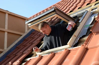 Pose de fenêtres de toit Velux à Bessenay